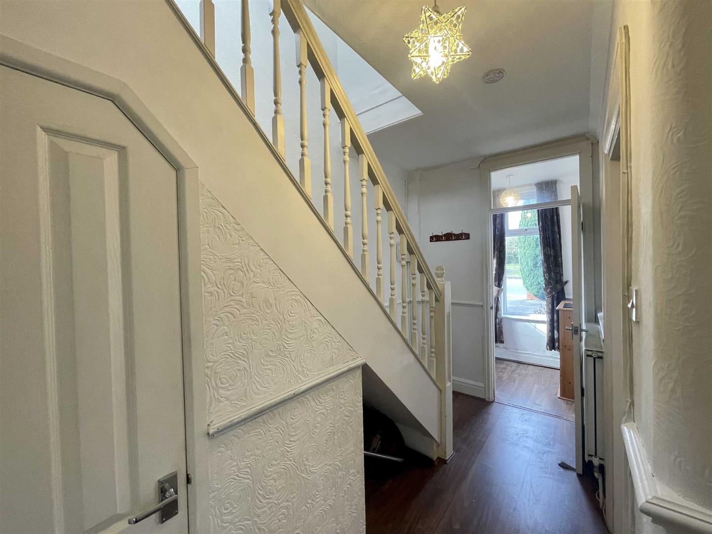 Colcot Road, Barry Knights Estate Agents